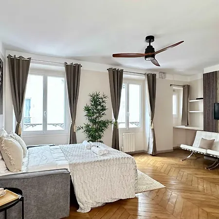 Champs Elysees - Prestige With Lift For 6 Paris