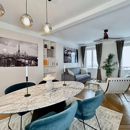 Apartment Champs Elysees - Prestige With Lift For 6 Paris