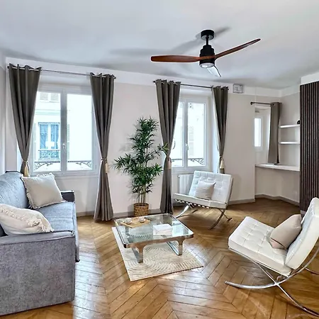 Champs Elysees - Prestige With Lift For 6 * Paris